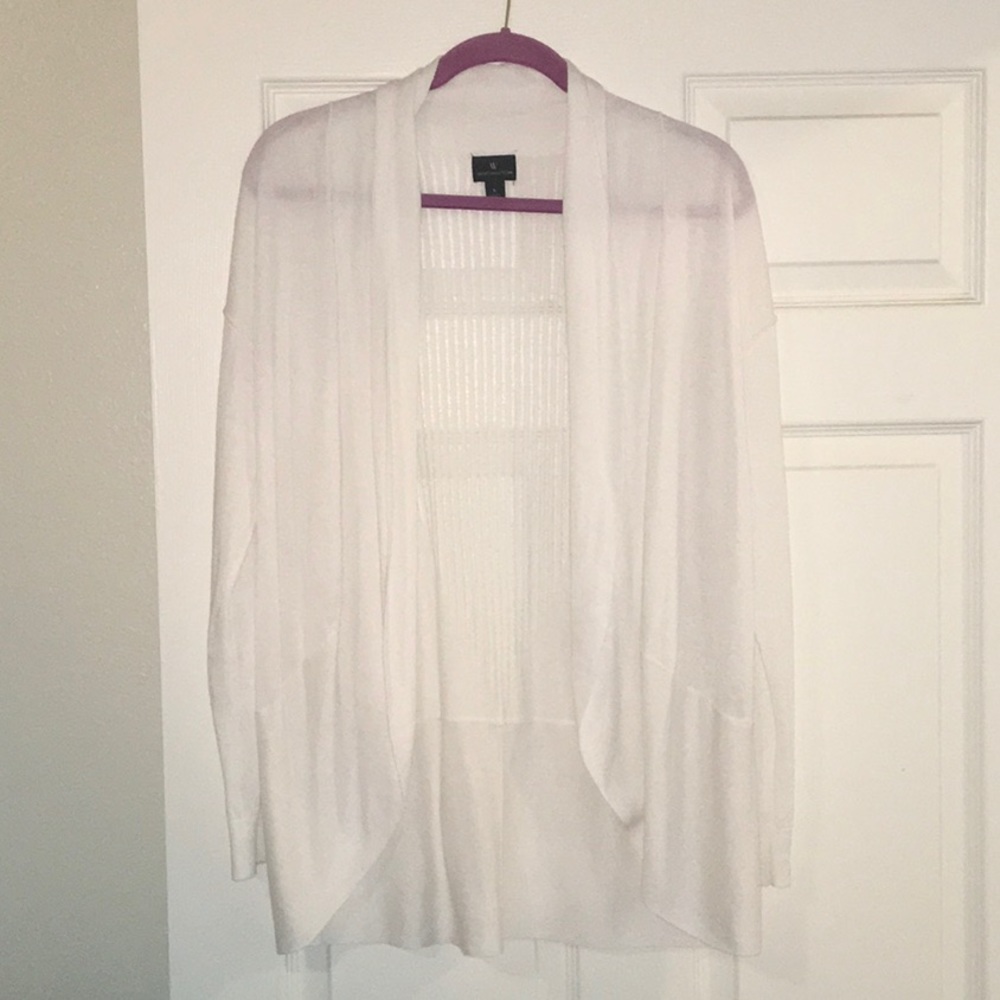 Lightweight long sleeve cardigan
